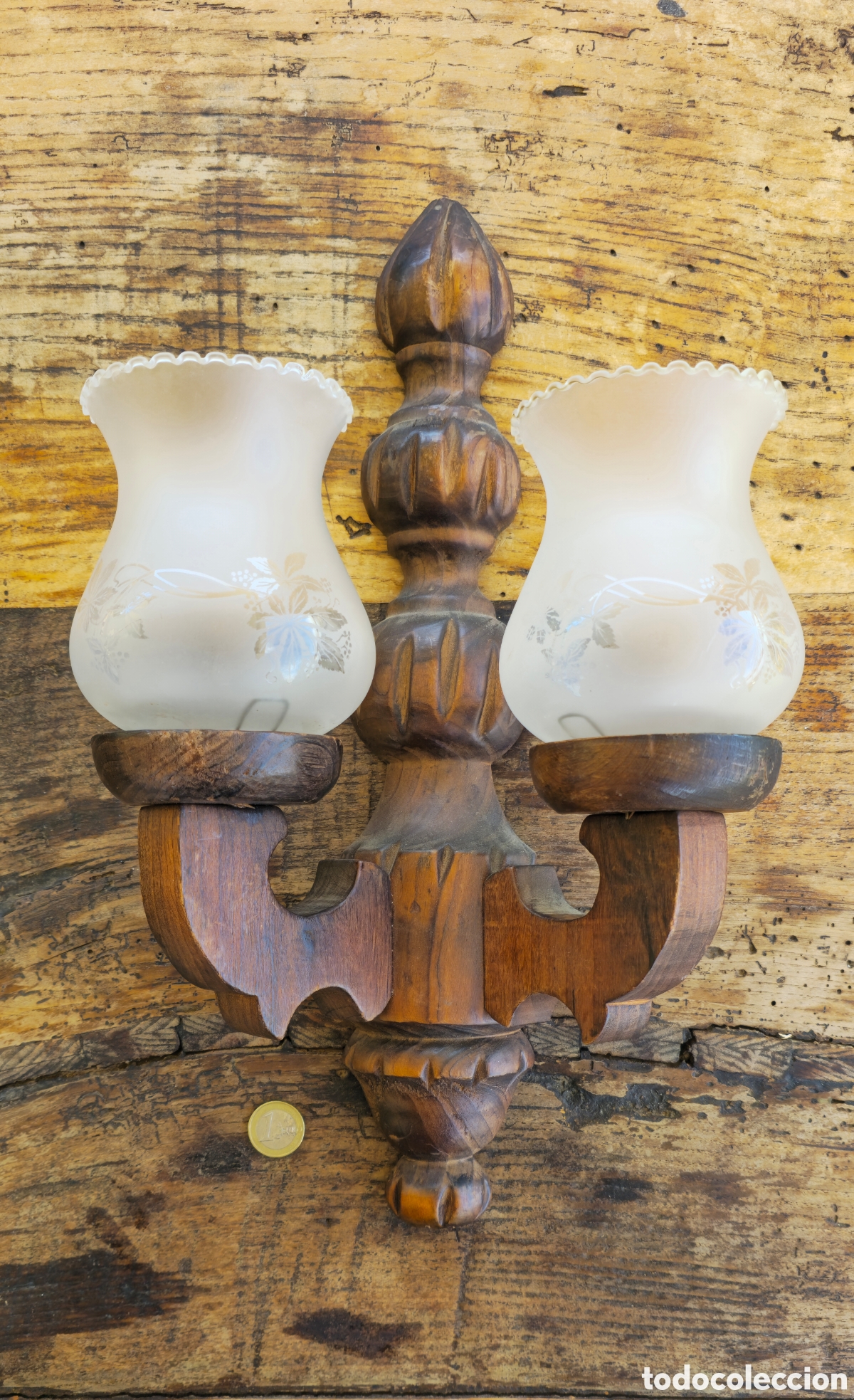 Antig&uuml;edades: Aplique madera y cristal - Foto 3