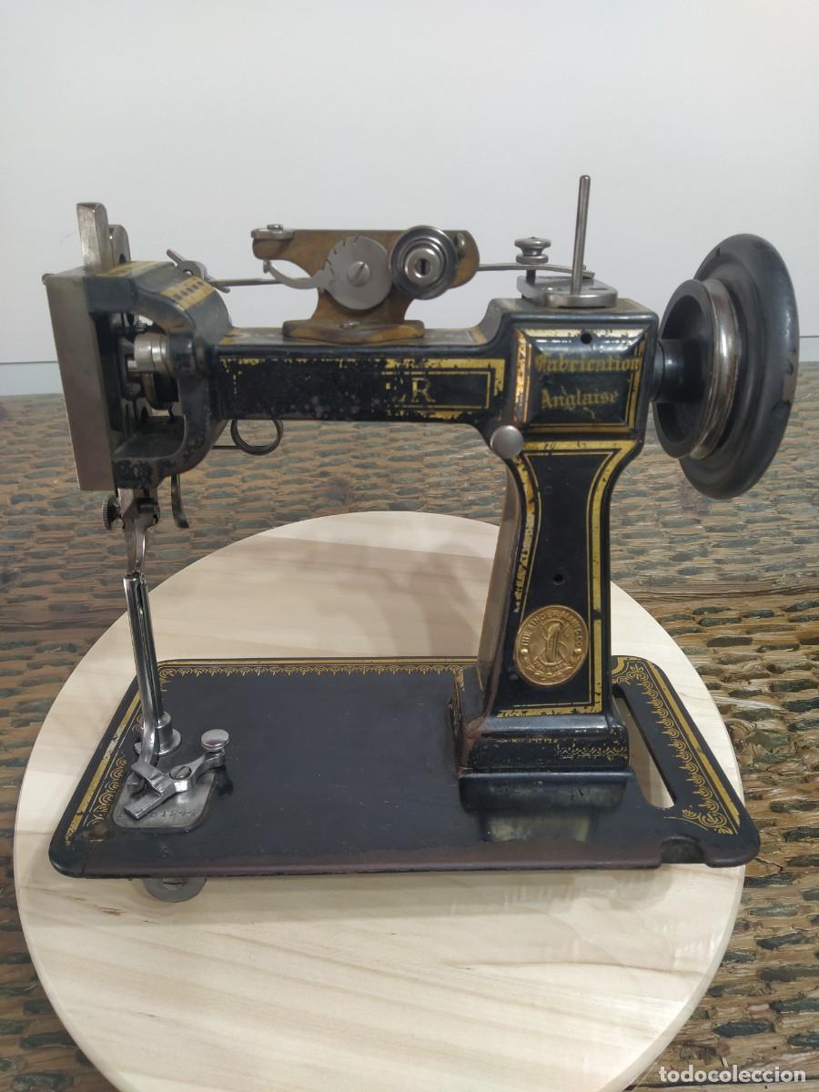 Antig&uuml;edades: Maquina de coser guantes - Foto 2