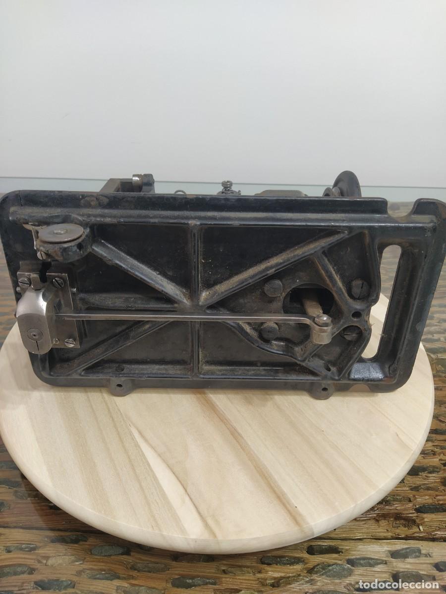Antig&uuml;edades: Maquina de coser guantes - Foto 11
