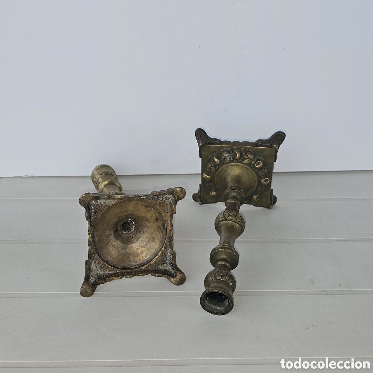 Antig&uuml;edades: CANDELABRO BRONCE TALLADO - Foto 6