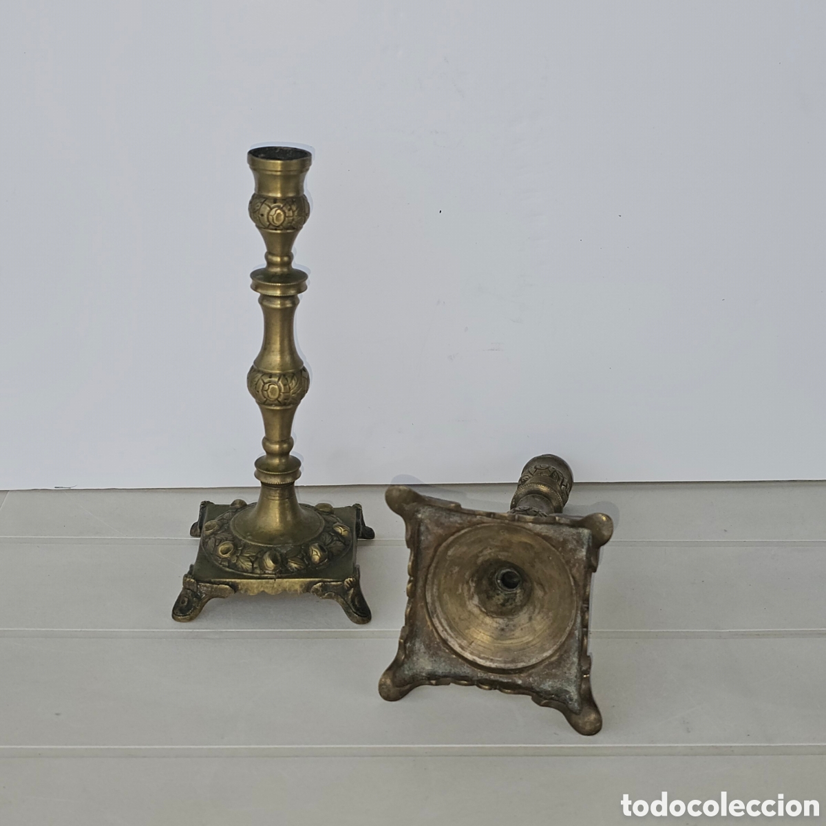 Antig&uuml;edades: CANDELABRO BRONCE TALLADO - Foto 8