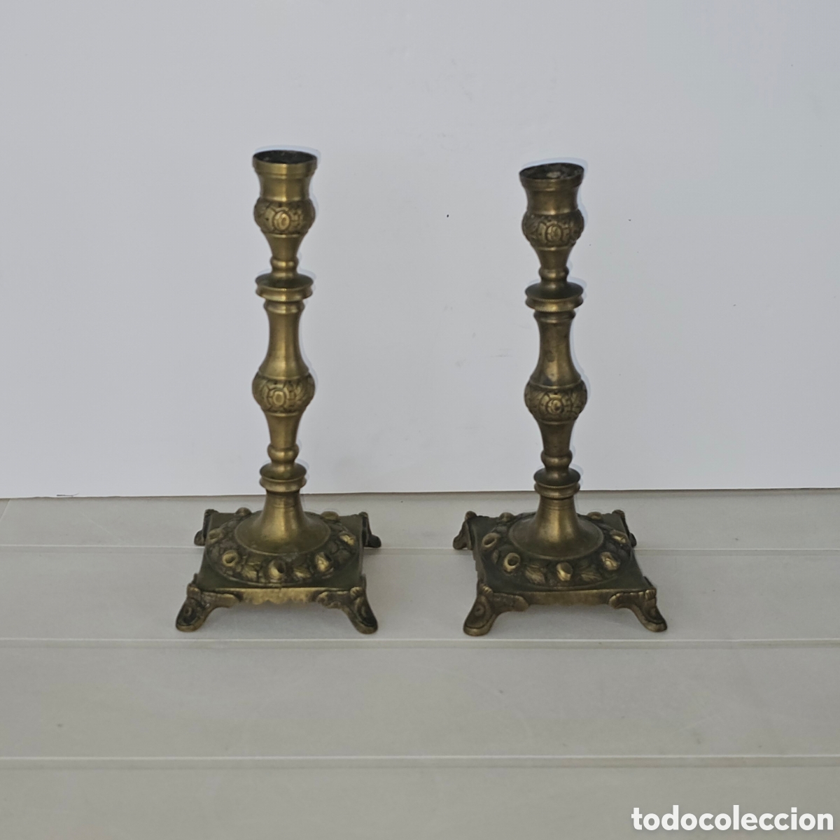 Antig&uuml;edades: CANDELABRO BRONCE TALLADO - Foto 9