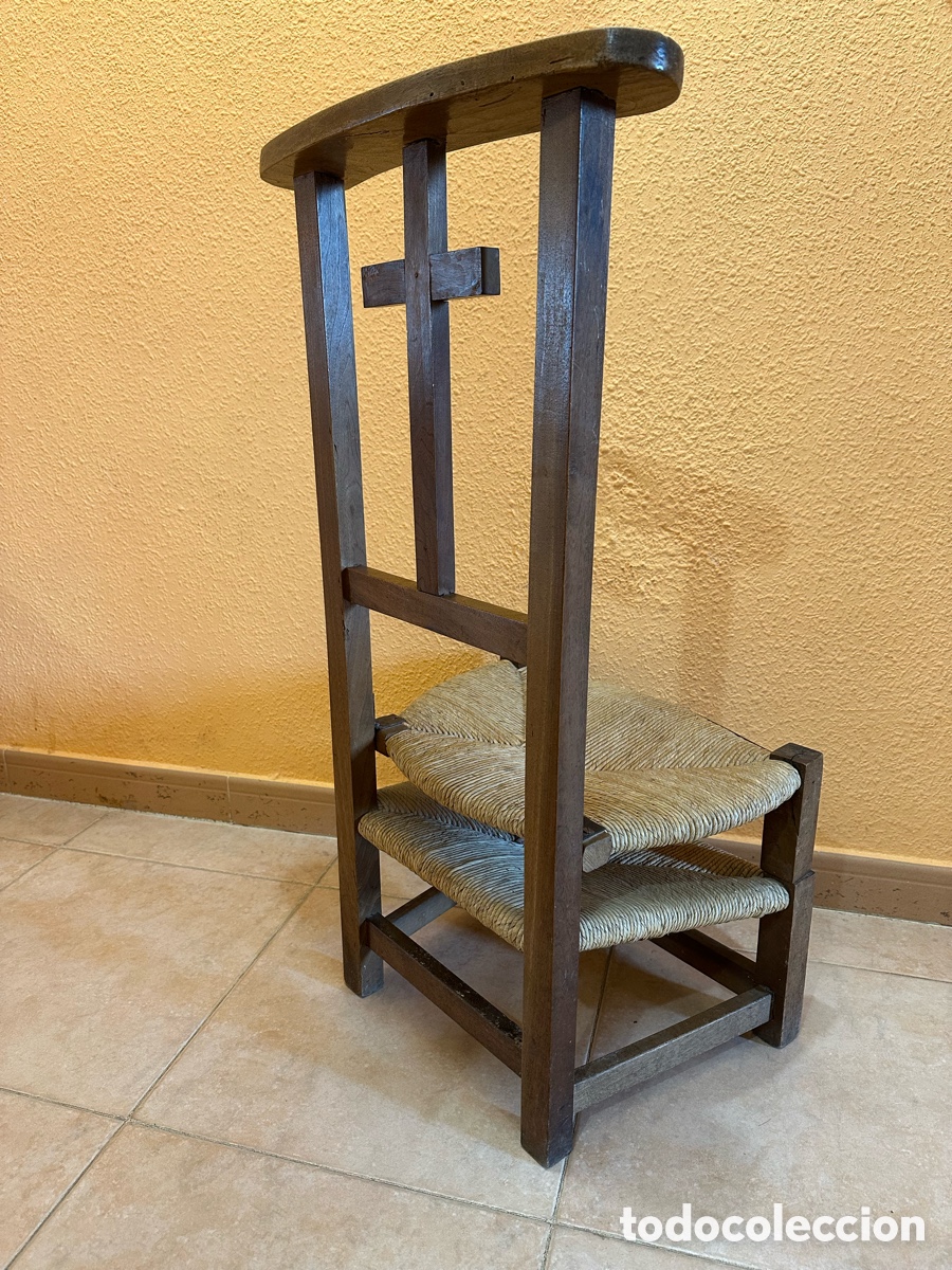 Antig&uuml;edades: Reclinatorio antiguo de madera con asiento - Foto 6