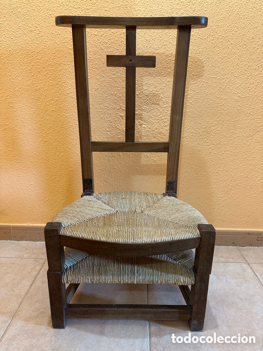 Antig&uuml;edades: Reclinatorio antiguo de madera con asiento - Foto 10