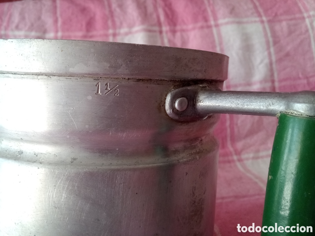 Antig&uuml;edades: JARRA - CAZO DE ALUMINIO - CUECE LECHES - Foto 2