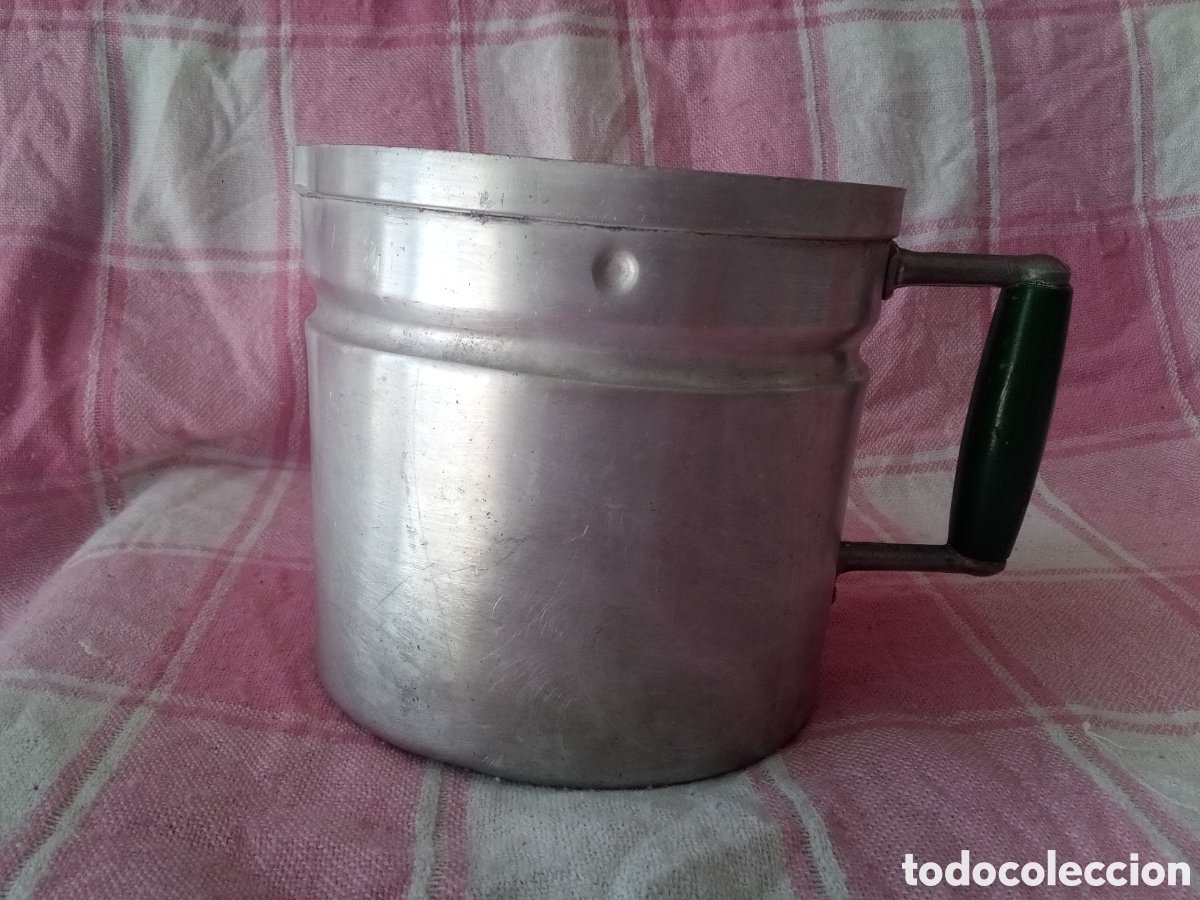Antig&uuml;edades: JARRA - CAZO DE ALUMINIO - CUECE LECHES - Foto 1