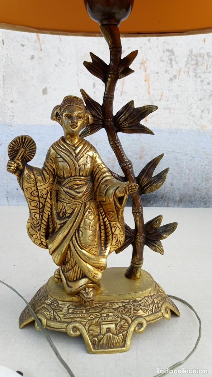 Antig&uuml;edades: Lampara de sobremesa, de bronce - Foto 1