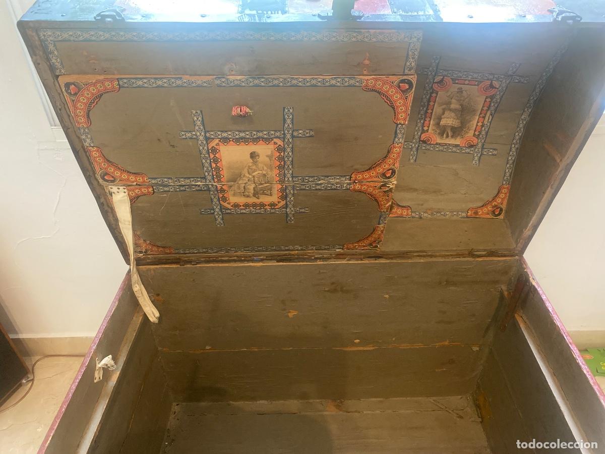 Antig&uuml;edades: Ba&uacute;l siglo XIX. Todo original - Foto 3