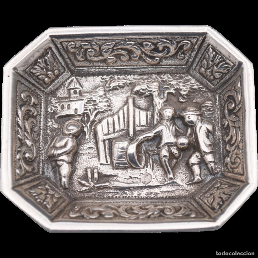 Antig&uuml;edades: Bandejas de plata contrastada - Foto 2