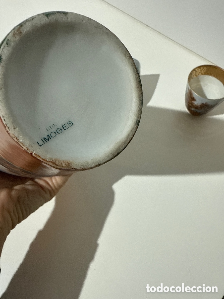 Antig&uuml;edades: Porcelana Limoges botella licorera con chupitos - Foto 3