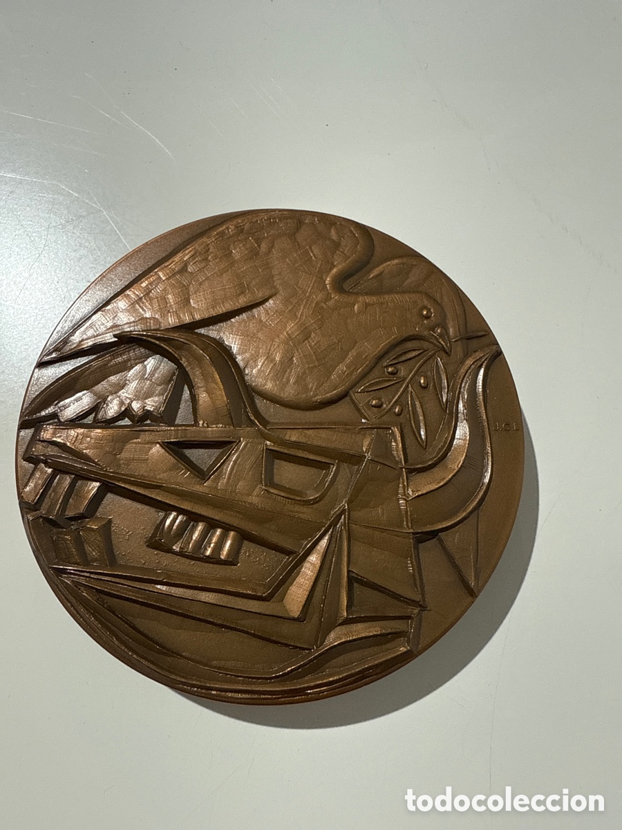 Antig&uuml;edades: Medalla bronce Pablo Picasso - Foto 3