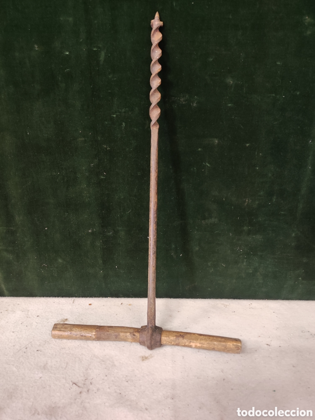 Antig&uuml;edades: Berbiqu&iacute; de hierro antiguo - Foto 1
