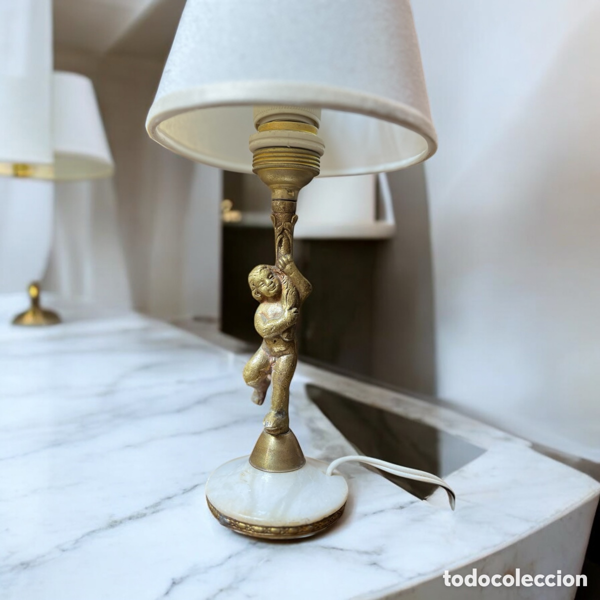 Antig&uuml;edades: Pareja de lamparitas de bronce - Foto 3