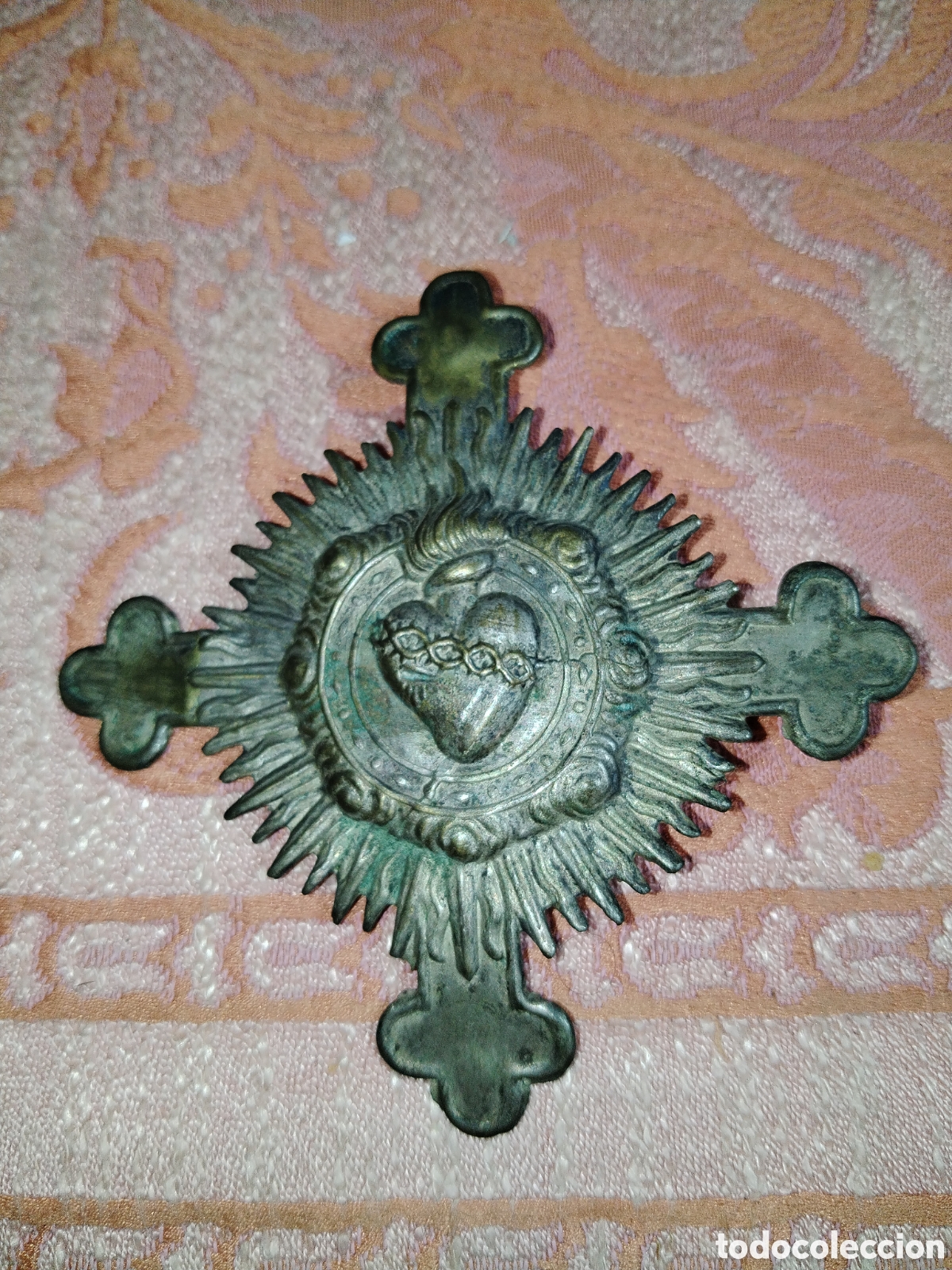 Antig&uuml;edades: Medalla. Sagrado coraz&oacute;n. 10 CMS - Foto 1