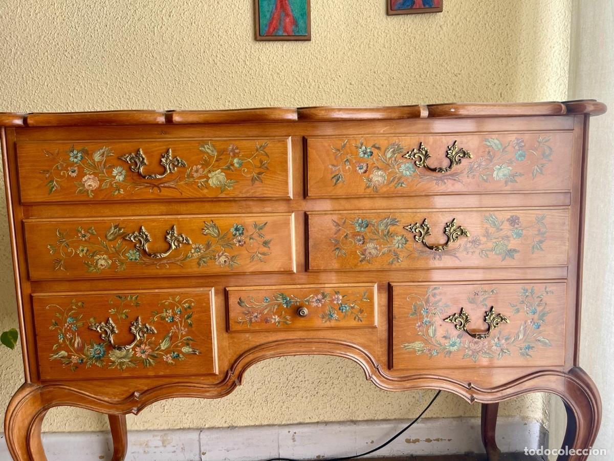 Antig&uuml;edades: Comodas de caoba pintadas a mano. - Foto 6