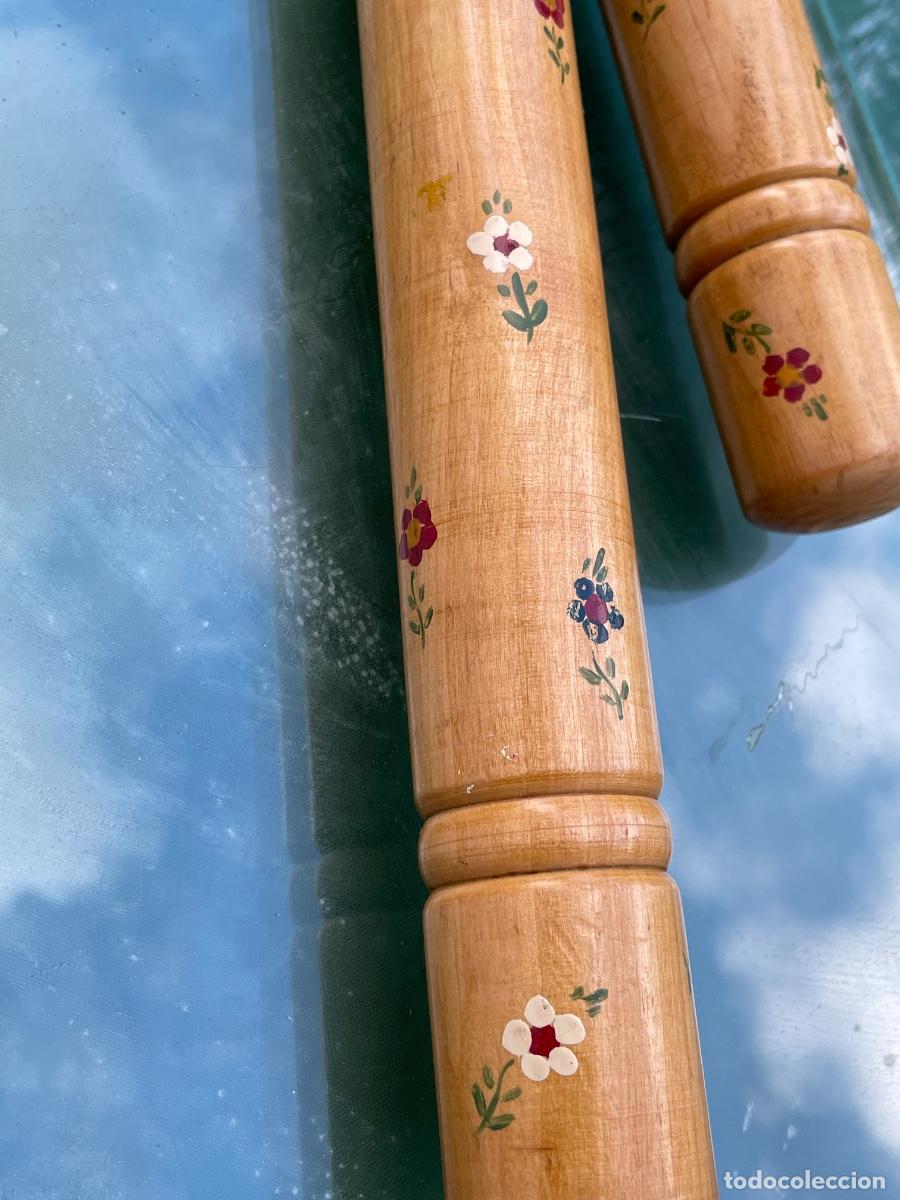 Antig&uuml;edades: ESTUCHE DE MADERA DECORADA PARA GANCHILLOS - Foto 3