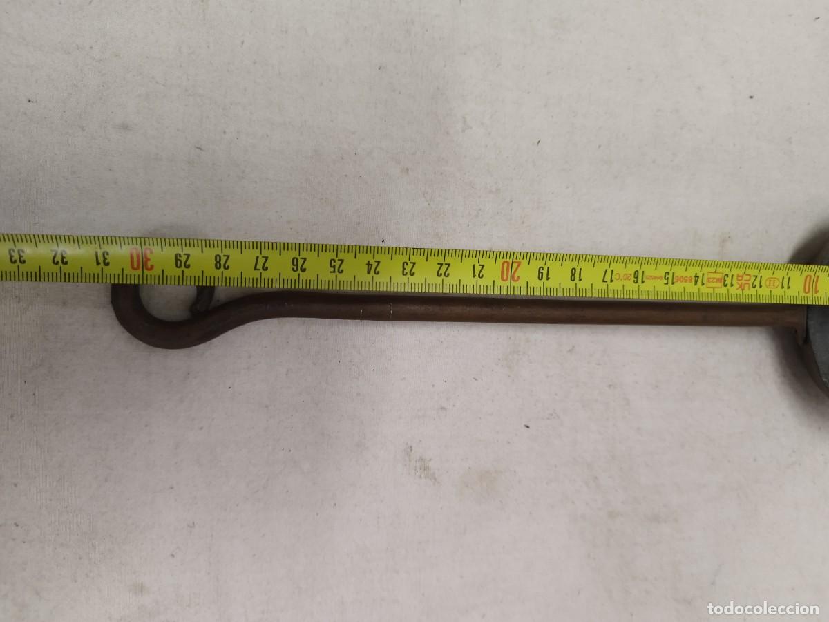 Antig&uuml;edades: Antiguo cucharon de caldero. - Foto 6