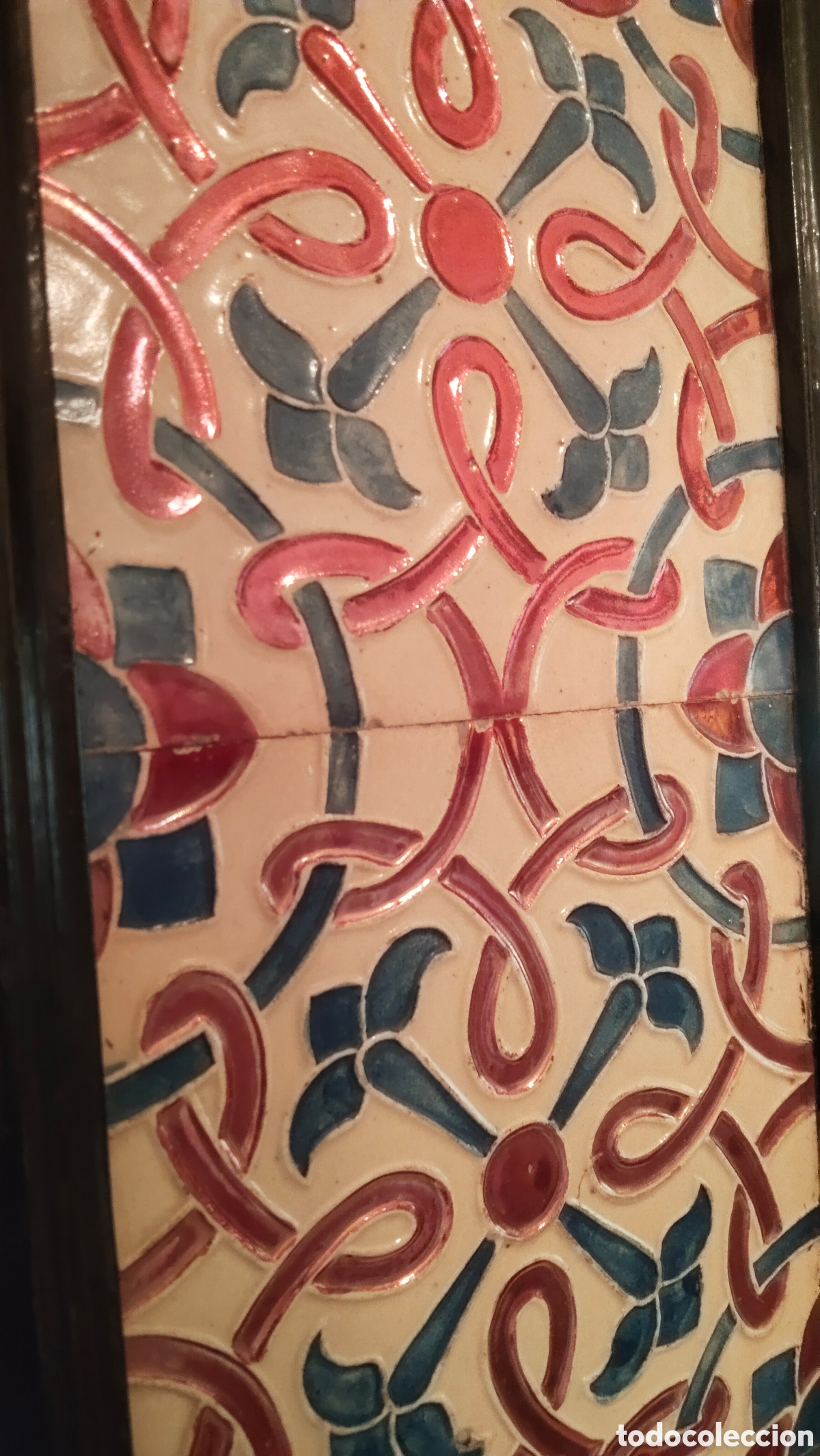 Antig&uuml;edades: Macetero+ Espejo de madera con azulejos de Triana - Foto 2
