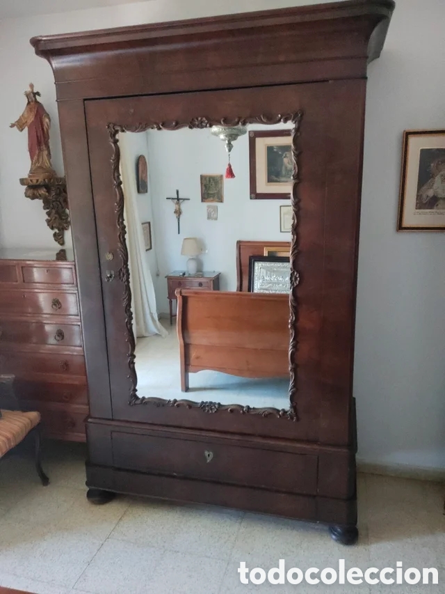 Antig&uuml;edades: Armario de Caoba con espejo - Foto 3