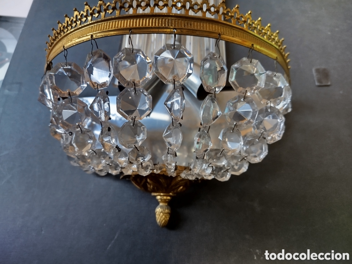 Antig&uuml;edades: APLIQUE DE PARED DE BRONCE Y CRISTAL DE TRES LUCES - Foto 3