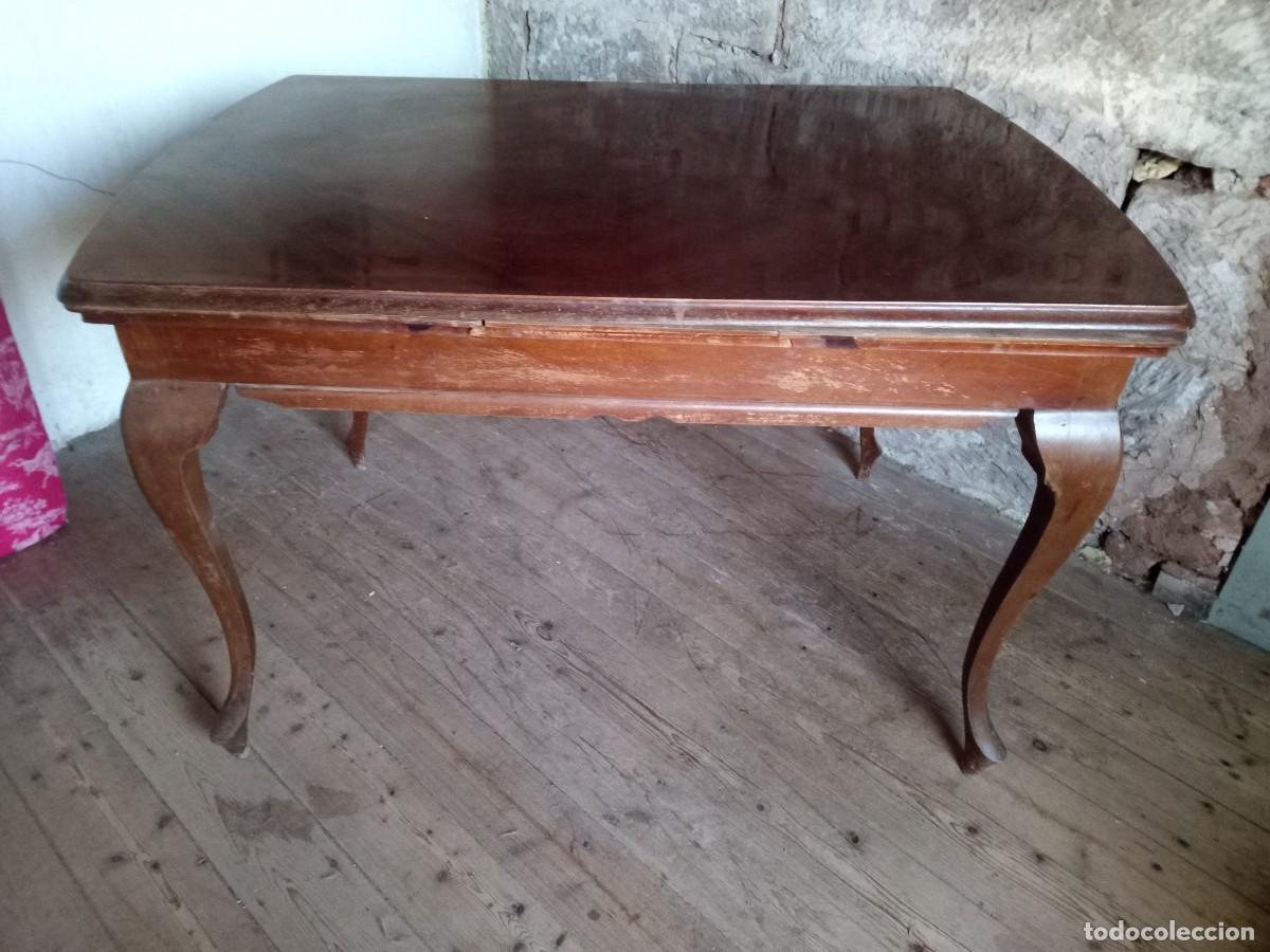 Antig&uuml;edades: Mesa de comedor de madera. Extensible. A&ntilde;os 60/70 - Foto 1