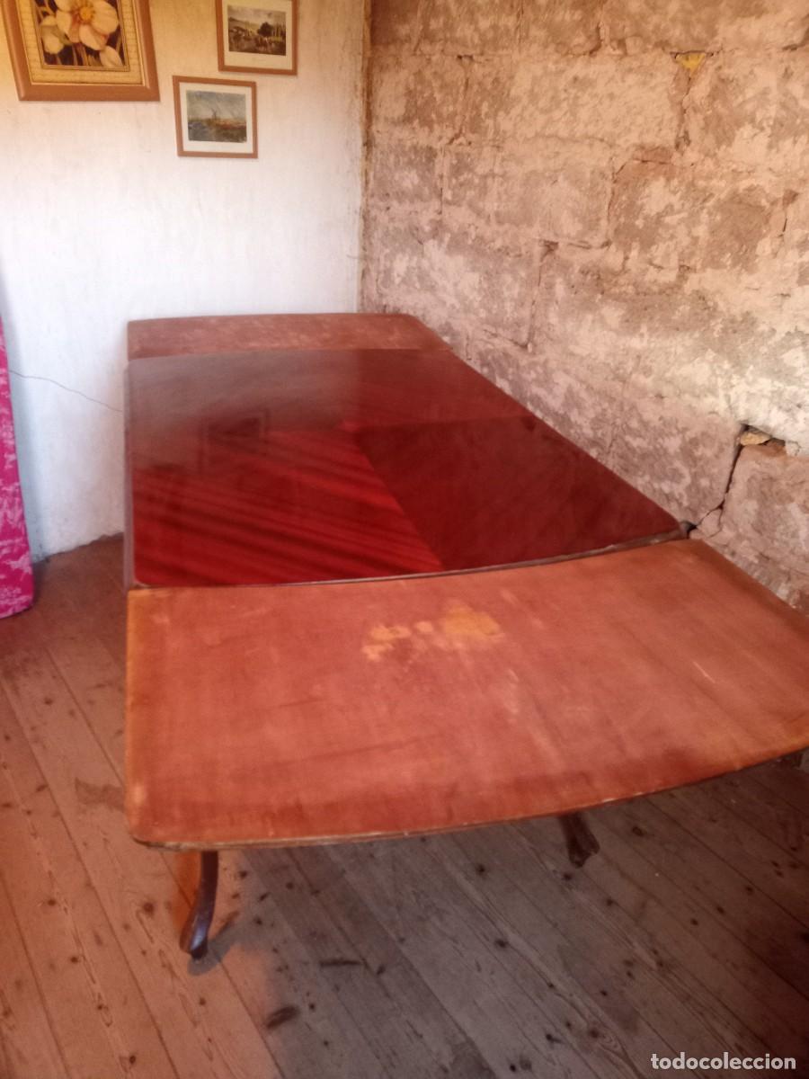 Antig&uuml;edades: Mesa de comedor de madera. Extensible. A&ntilde;os 60/70 - Foto 7