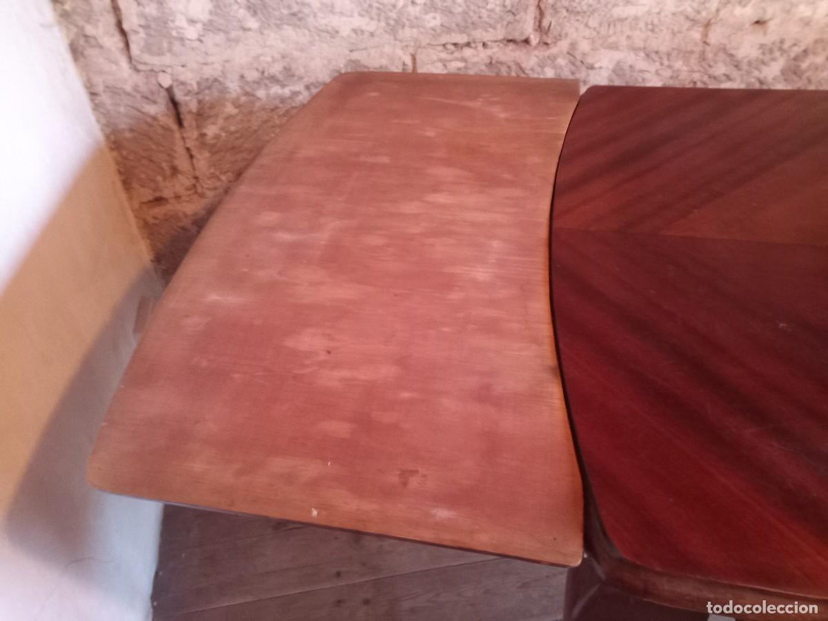 Antig&uuml;edades: Mesa de comedor de madera. Extensible. A&ntilde;os 60/70 - Foto 9