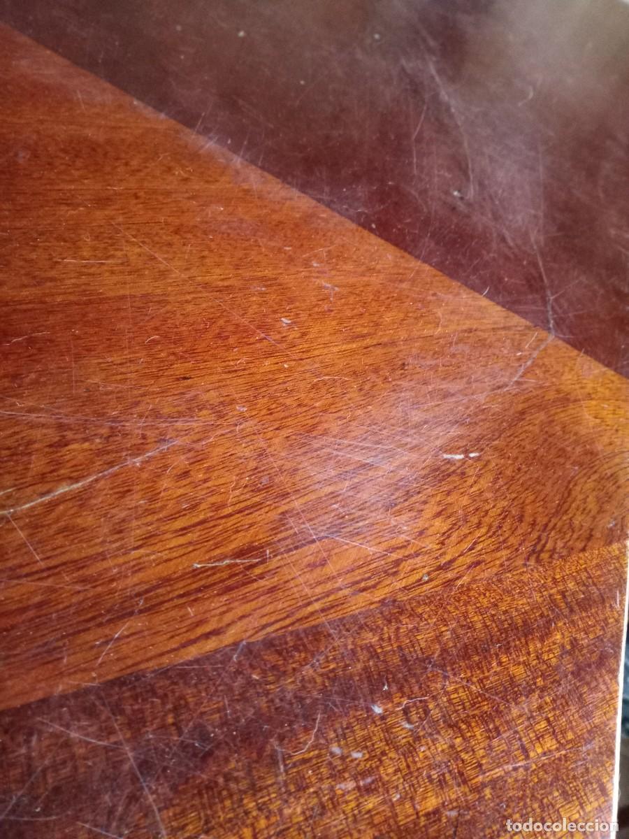 Antig&uuml;edades: Mesa de comedor de madera. Extensible. A&ntilde;os 60/70 - Foto 17