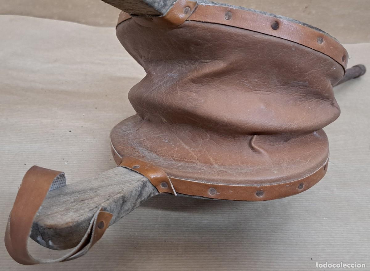 Antig&uuml;edades: Antiguo fuelle de chimenea - Foto 4