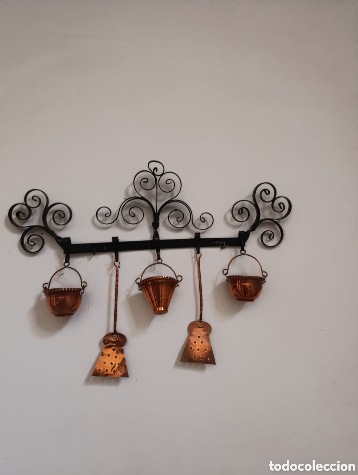 Antig&uuml;edades: Conjunto decorativo de cobre - Foto 1