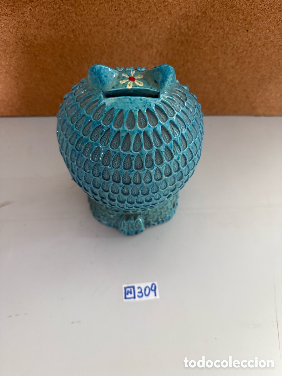 Antig&uuml;edades: Antiguo b&uacute;ho, hucha azul - Foto 3