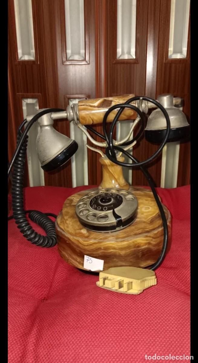 Antiquit&eacute;s: Antiguo telefono de marmol