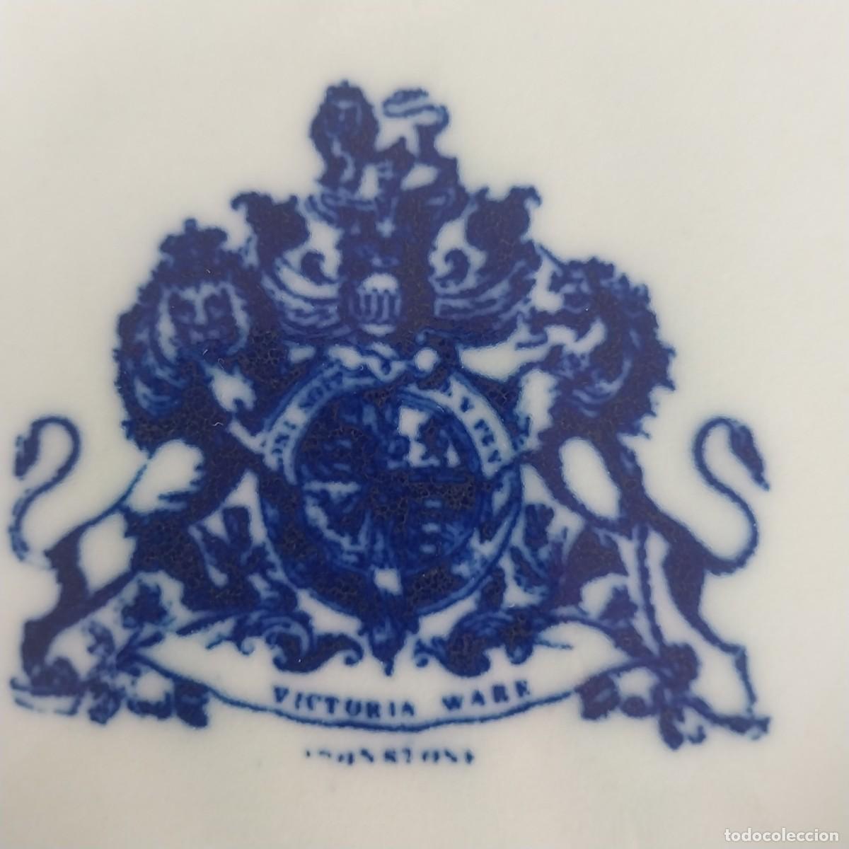 Antig&uuml;edades: Antiguo orinal Victoria Ware . - Foto 4