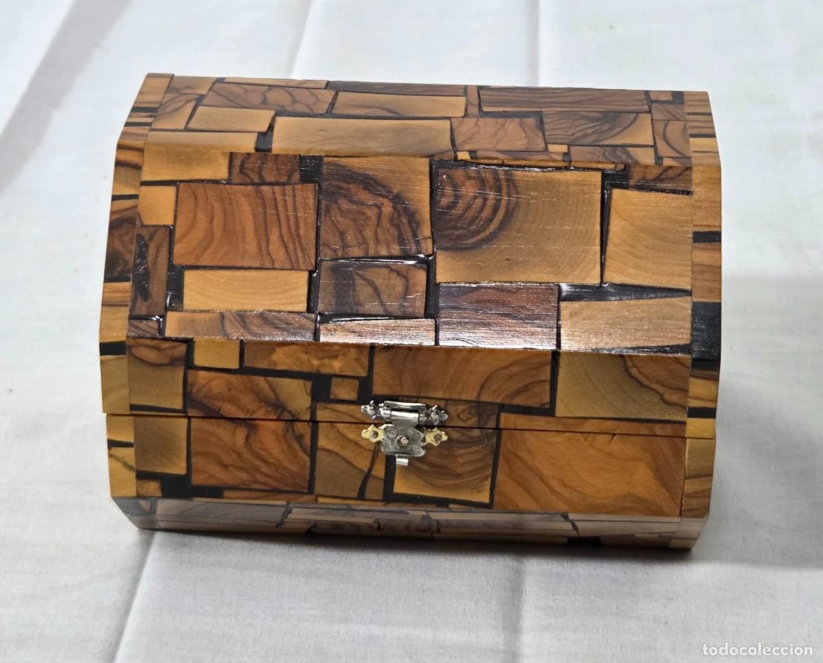 Antig&uuml;edades: Caja Mosaico de madera - Foto 1