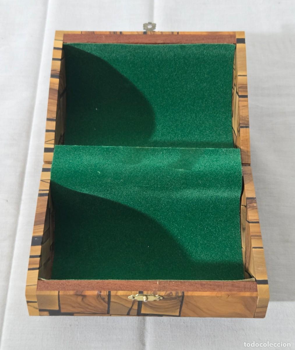 Antig&uuml;edades: Caja Mosaico de madera - Foto 10