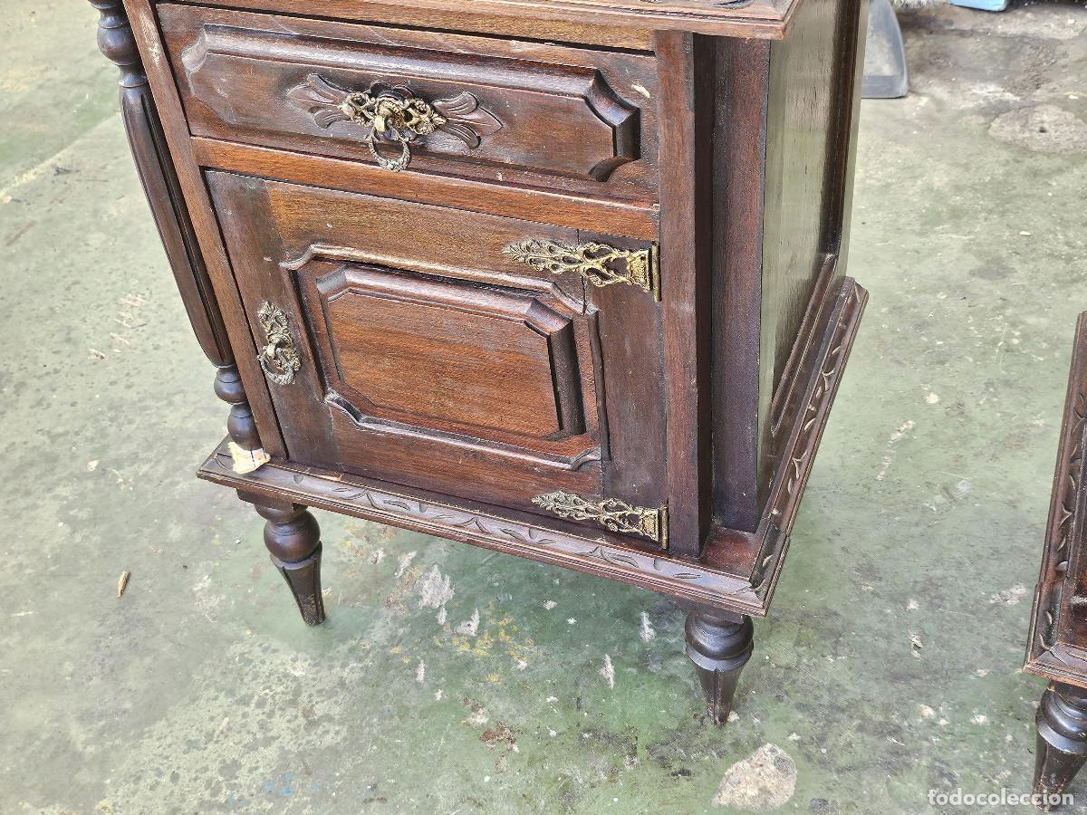 Antig&uuml;edades: 2 mesilla de noche de madera - Foto 3