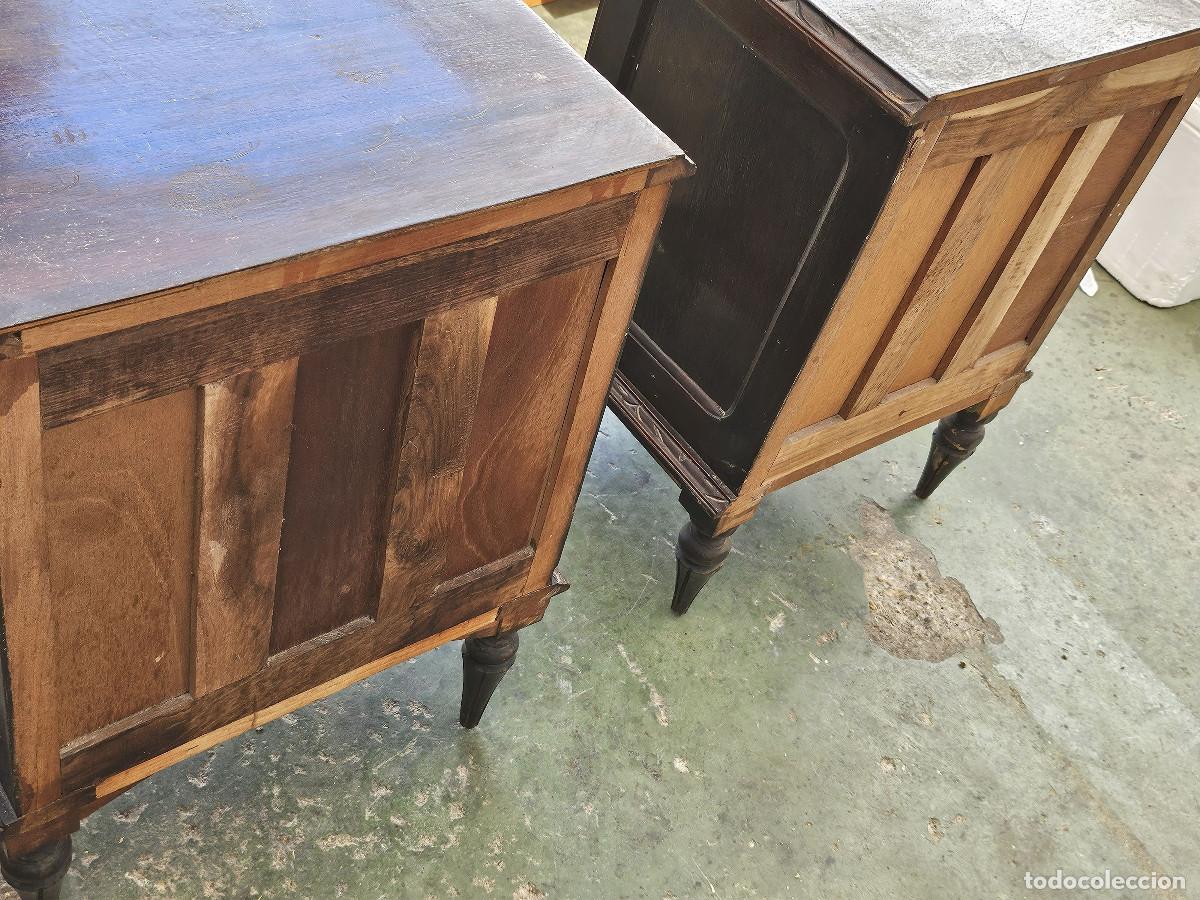 Antig&uuml;edades: 2 mesilla de noche de madera - Foto 5