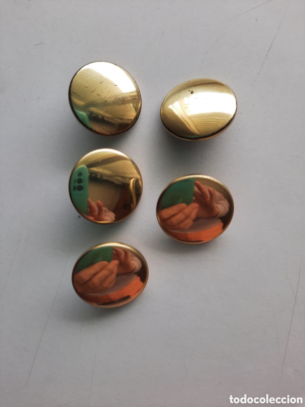 Antig&uuml;edades: 5 Botones dorados antiguos - Foto 1