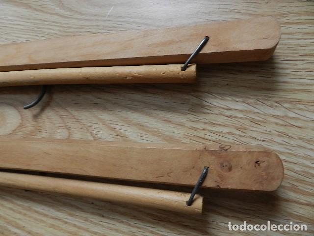 Antig&uuml;edades: Lote 2 perchas plegable madera vintage - Foto 11