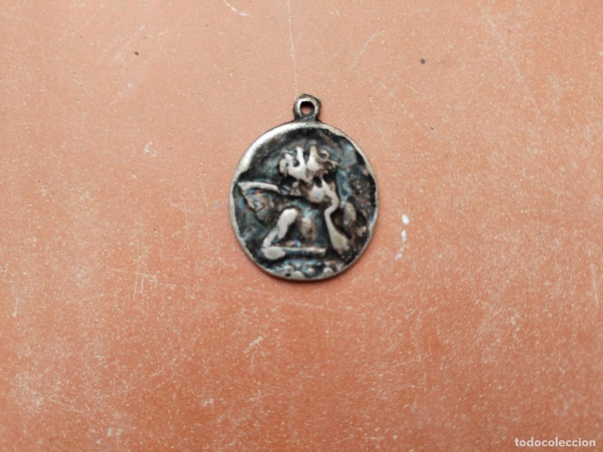 Antig&uuml;edades: medalla con angel - medalla plata - Foto 1