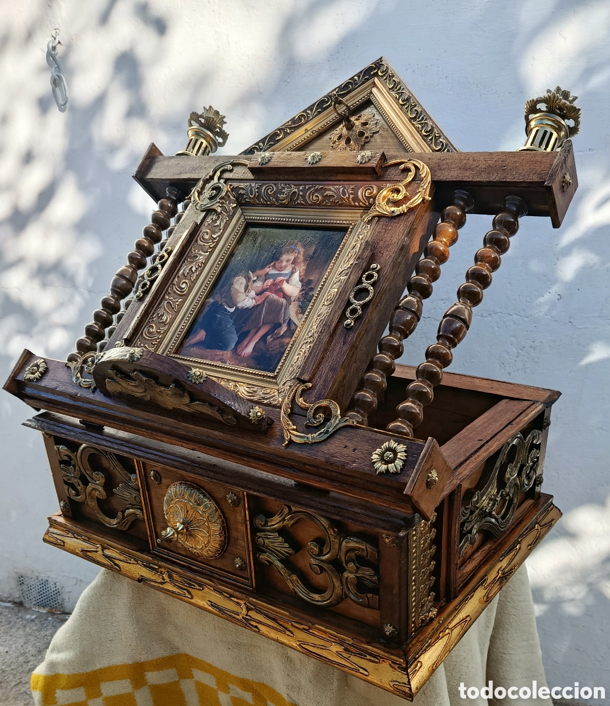 Antig&uuml;edades: Atril de mesa de madera, metal y bronce - Foto 2