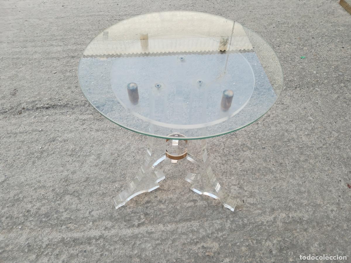 Antig&uuml;edades: mesa auxiliar de cristal y metacrilato - Foto 6