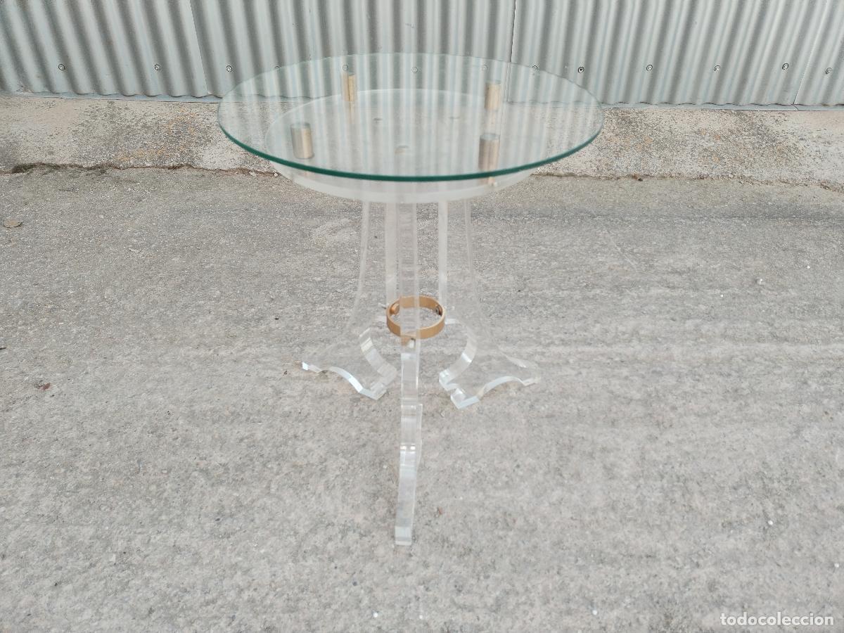 Antig&uuml;edades: mesa auxiliar de cristal y metacrilato - Foto 7