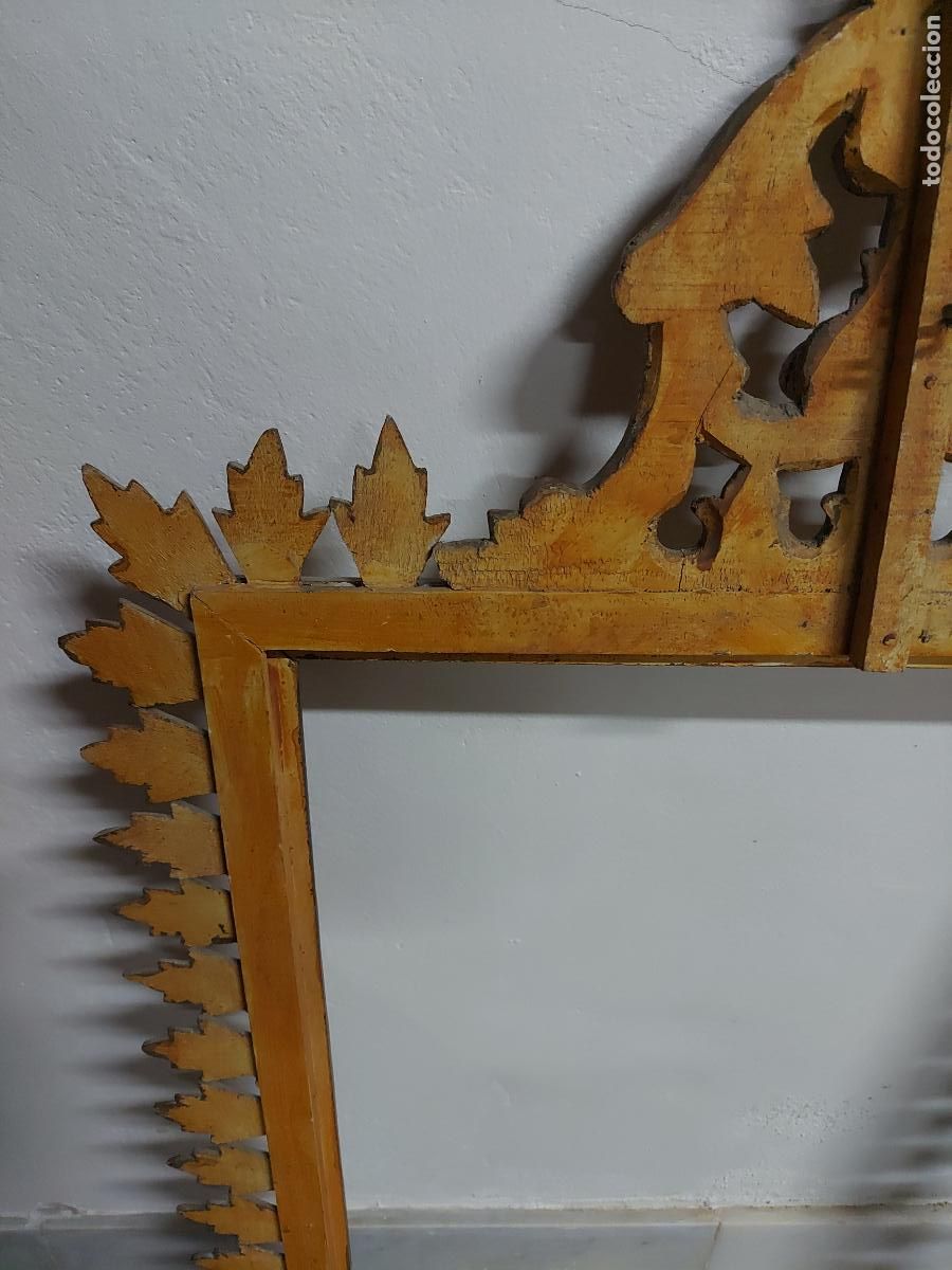 Antig&uuml;edades: Marco de madera dorado ornamentado - Foto 11