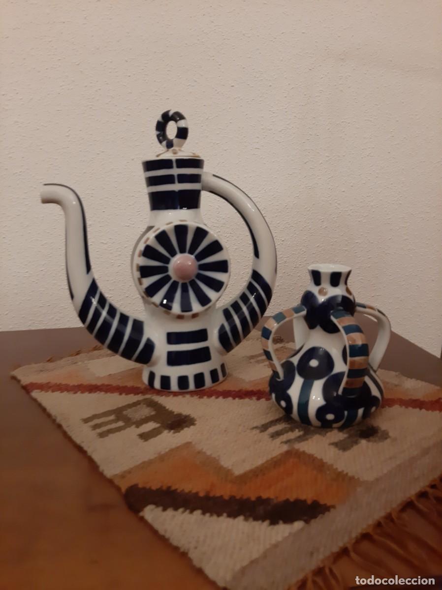 Antig&uuml;edades: Jarra y b&uacute;caro Sargadelos - Foto 1