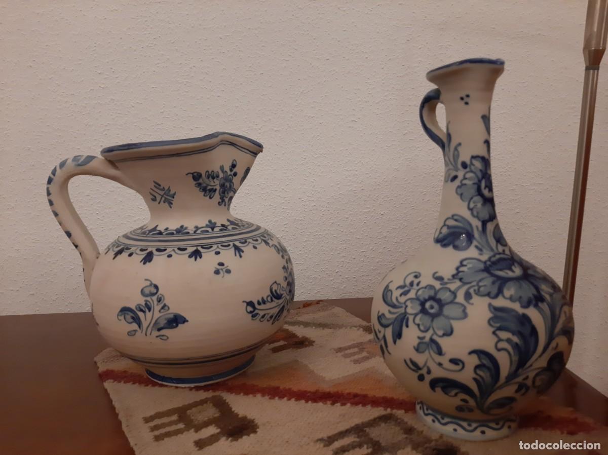 Antig&uuml;edades: Jarras Talavera azul - Foto 1