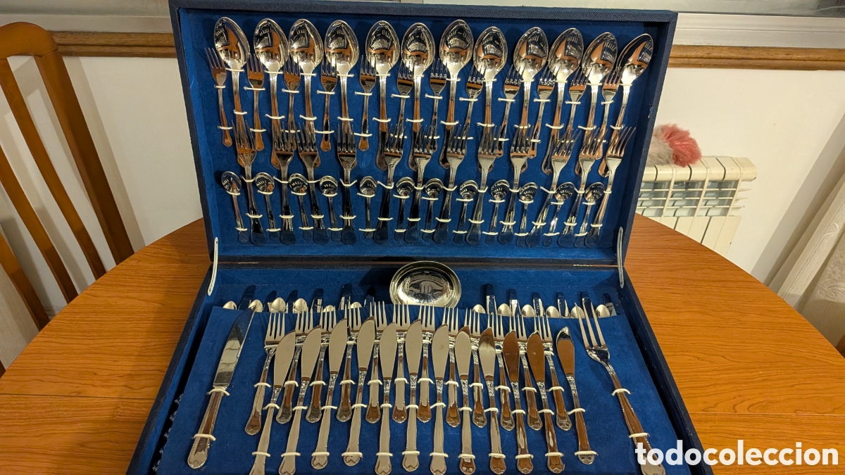 Antig&uuml;edades: Juego de cubiertos completo - Foto 2