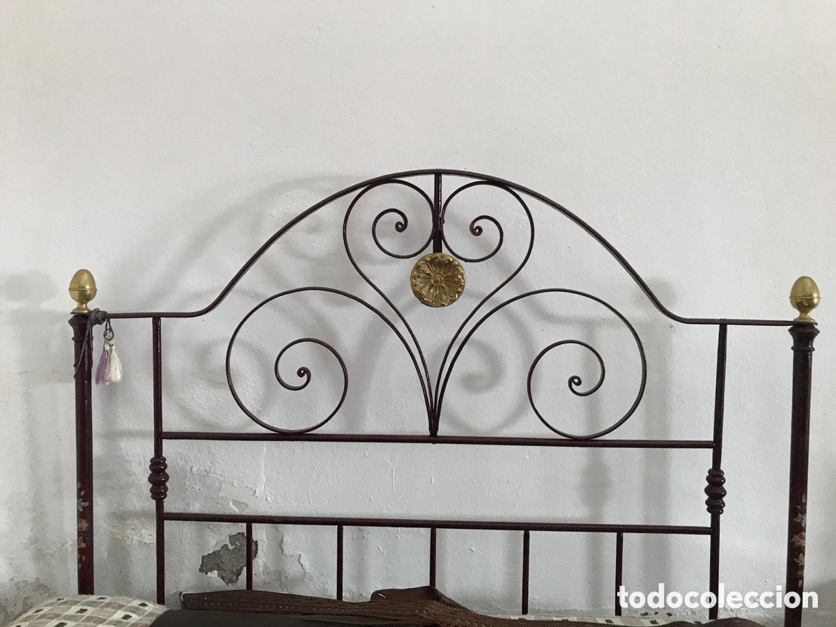 Antig&uuml;edades: Cabecero de hierro siglo XIX - Foto 1