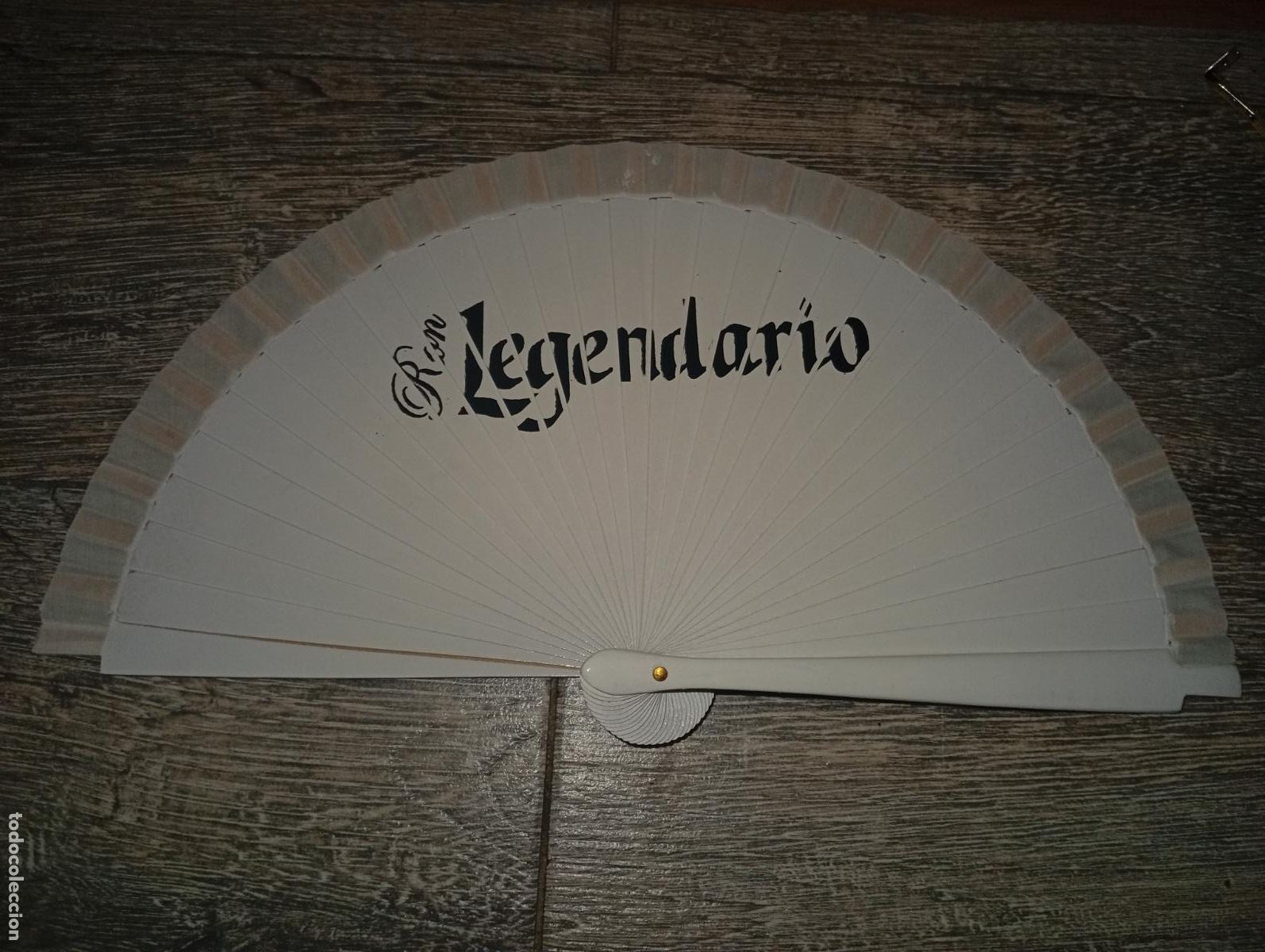 Antig&uuml;edades: Abanico ron legendario nuevo - Foto 2