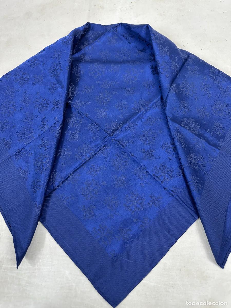 Antig&uuml;edades: Pa&ntilde;uelo azul adamascado - Foto 1